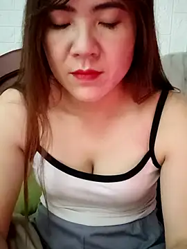 Lily-ross22 online show from February 2026 03:07:02 AM