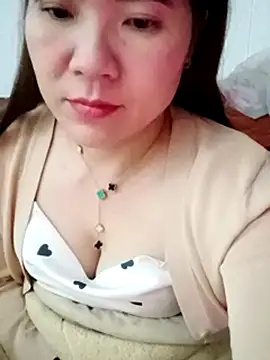 Lily-ross22 online show from February 2026 06:27:02 PM