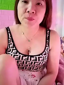 Lily-ross22 online show from February 2026 03:29:01 AM