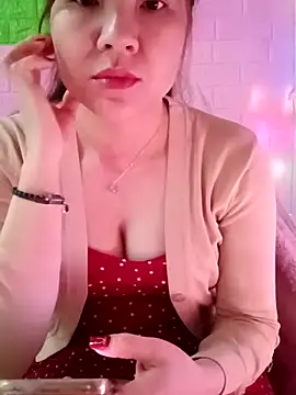 Lily-ross22 online show from March 2026 02:51:01 AM