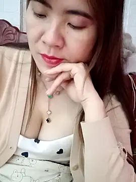 Lily-ross22 online show from February 2026 06:22:01 AM