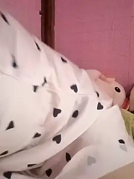 Lily-ross22 online show from April 2026 02:53:01 PM