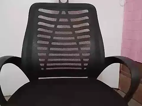 Lily-ross22 online show from April 2026 02:41:01 AM