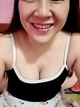 Lily-ross22 online show from July 2026 12:46:01 AM