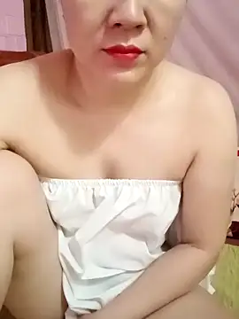 Lily-ross22 online show from June 2026 04:18:01 AM
