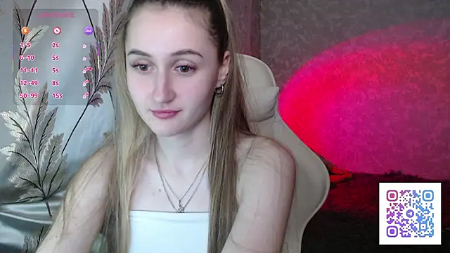 Ave Costly online show from March 2026 05:17:01 PM