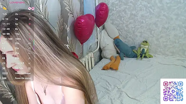 Ave Costly online show from February 2026 02:05:01 PM