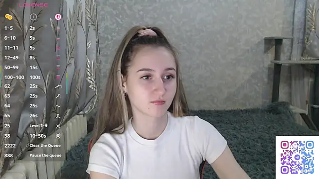 Ave Costly online show from January 2026 04:25:02 PM