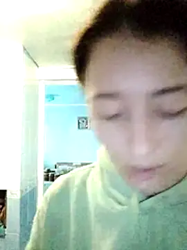 Snapshot of LoweredLockout chatting on December 2025 12:00:01 PM LoweredLockout online show from December 2025 12:00:01 PM