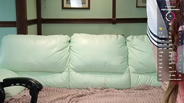 KiraRustle online show from February 2026 06:22:01 AM