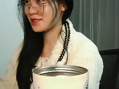 Nunaa18 online show from February 2026 01:43:01 PM
