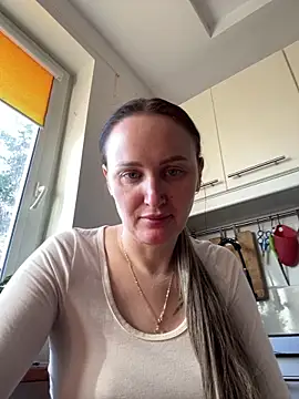 TomilaSi online show from February 2026 11:21:02 AM