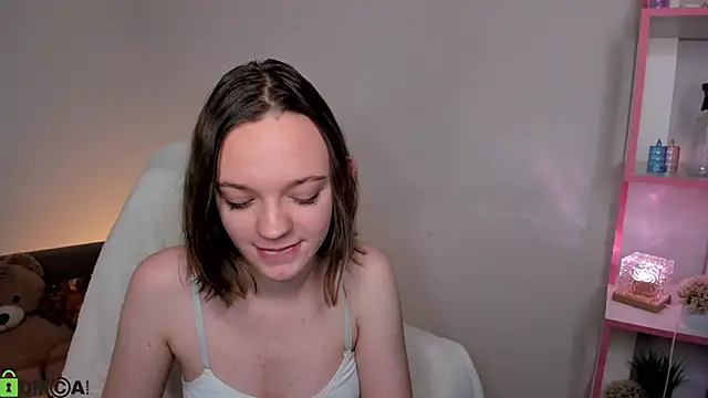 Olivia Riesz online show from December 2025 01:45:01 AM