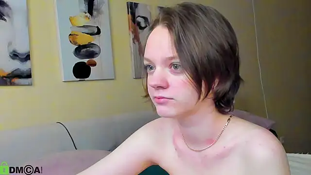 Olivia Riesz online show from May 2026 01:11:02 AM