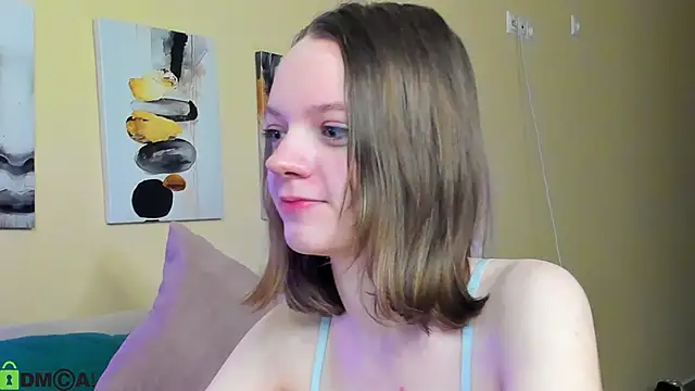 Olivia Riesz online show from April 2026 01:08:01 AM