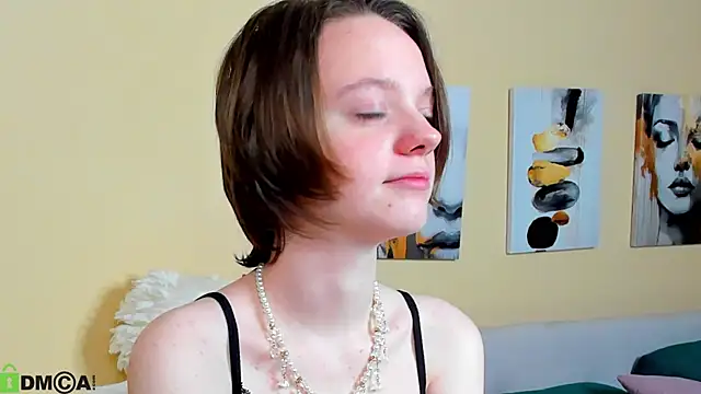 Olivia Riesz online show from May 2026 12:58:01 AM