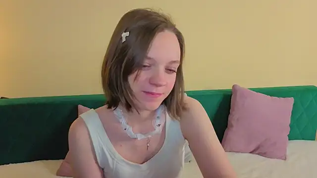 Olivia Riesz online show from January 2026 01:42:02 AM