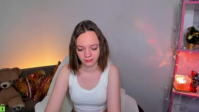 Olivia Riesz online show from December 2025 01:17:01 AM