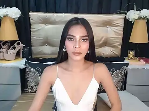 Snapshot of SexyPetiteAra chatting on November 2025 10:54:01 PM SexyPetiteAra online show from November 2025 10:54:01 PM