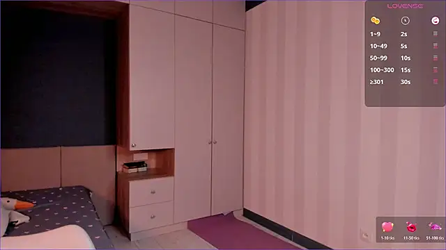 Snapshot of hunnyhan chatting on December 2025 03:05:02 PM hunnyhan online show from December 2025 03:05:02 PM