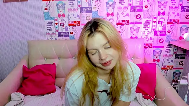 AlysaMeow online show from December 2025 06:50:02 PM