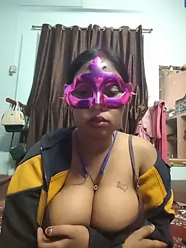 aarti03fb online show from February 2026 09:37:02 PM