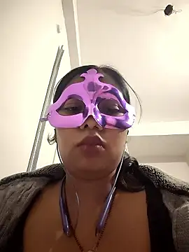 aarti03fb online show from January 2026 09:33:02 PM