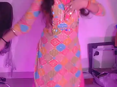 cute mahira online show from February 2026 04:28:02 PM