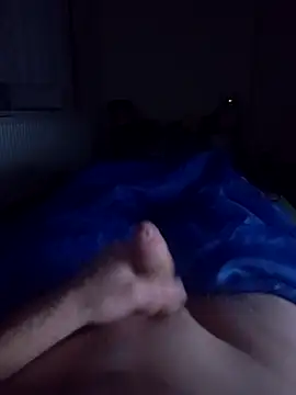 tomas111k online show from January 2026 06:17:01 AM