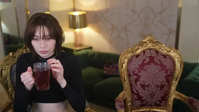 Dacota love online show from December 2025 11:20:01 AM