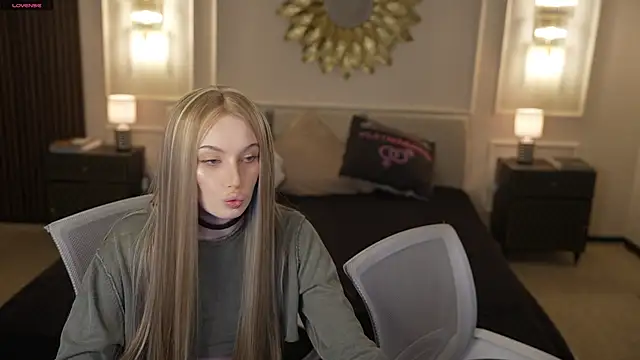 Dacota love online show from March 2026 03:28:01 PM