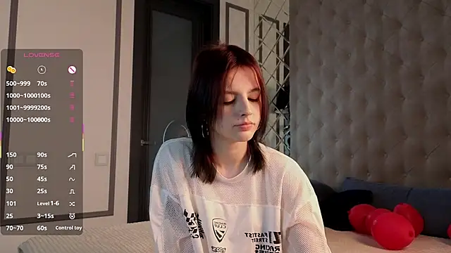 SharaSauer online show from February 2026 01:04:01 AM