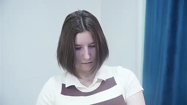 AnnalisaYeary online show from November 2025 04:24:01 AM