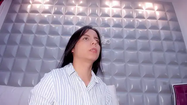 sol-angel online show from March 2026 04:01:02 PM