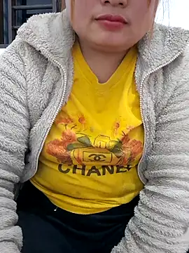 mai-mai-97 online show from February 2026 02:45:01 PM