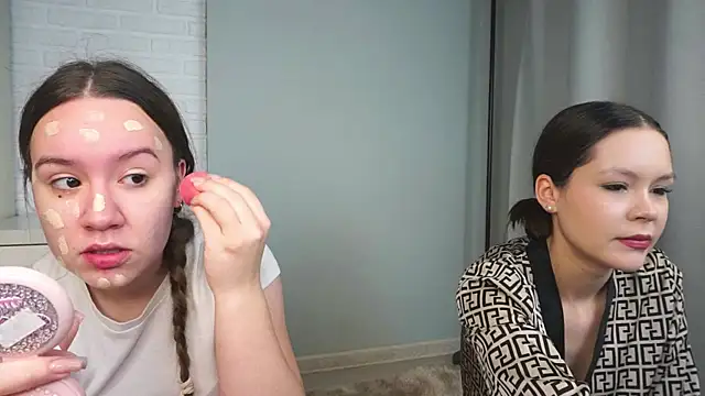 VirginiaRowe online show from January 2026 01:15:01 PM