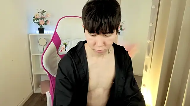 YugoAsian online show from January 2026 12:42:02 PM