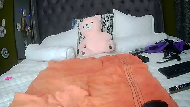 JuicyEbonyGoddess online show from February 2026 10:18:02 PM