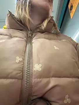 Brooke lover online show from April 2026 06:47:01 PM