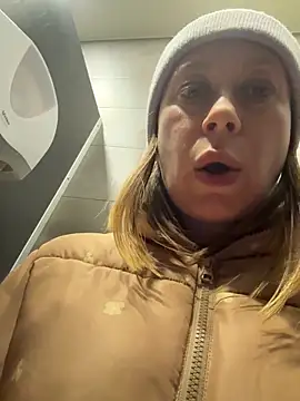 Brooke lover online show from March 2026 07:09:02 AM