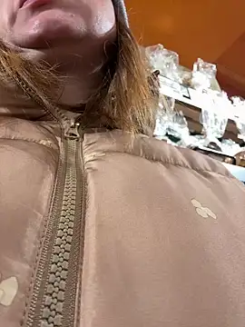 Brooke lover online show from March 2026 07:38:01 PM