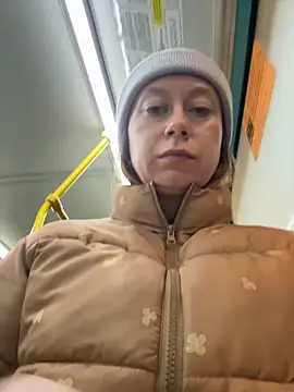 Brooke lover online show from April 2026 06:58:01 PM