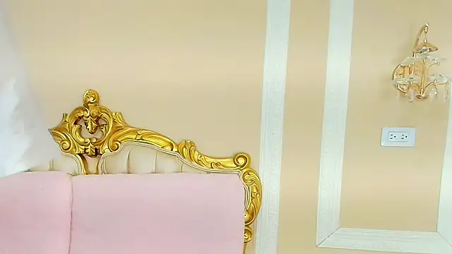 HallieStone online show from January 2026 01:04:02 PM