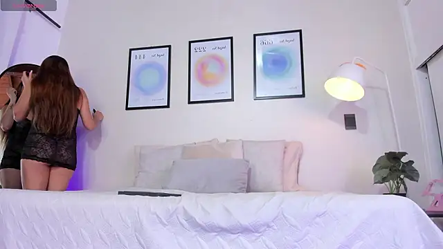 AmaraStorm online show from March 2026 07:18:01 PM