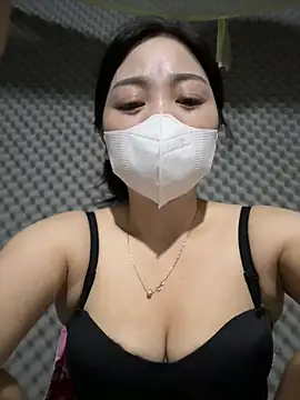 Snapshot of lana-kan chatting on August 2026 04:58:02 PM lana-kan online show from August 2026 04:58:02 PM