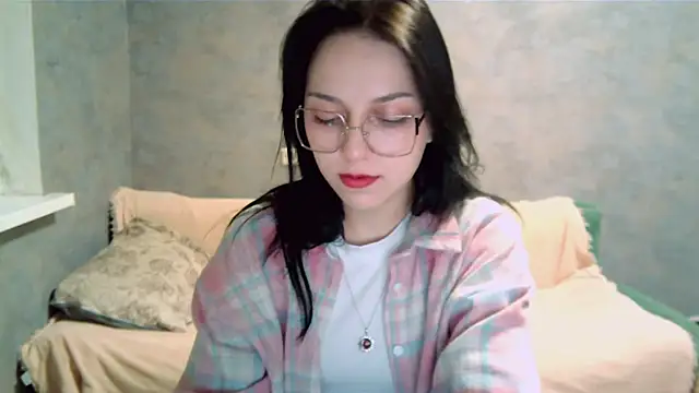 GlibRasher online show from December 2025 08:10:01 PM