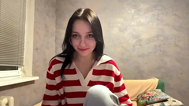 GlibRasher online show from December 2025 09:59:01 PM