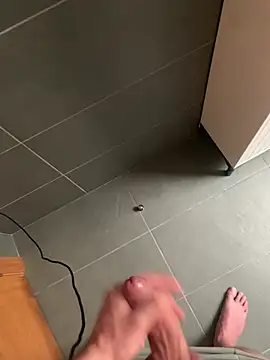 Biowof online show from April 2026 03:29:01 PM