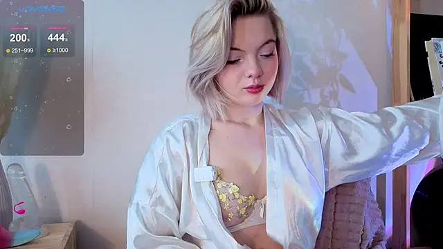 Me1inMonro online show from February 2026 07:06:02 AM