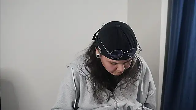 Snapshot of JettieDuree chatting on December 2025 11:11:01 AM JettieDuree online show from December 2025 11:11:01 AM